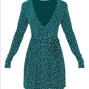 PRETTY LITTLE THING LONGSLEEVE DRESS